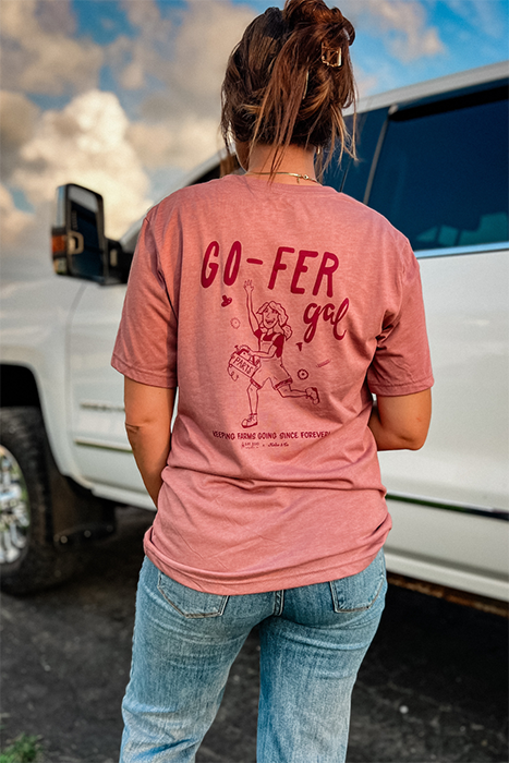 Go-Fer Gal Graphic T-Shirt - Dirt Road Candle Co. x Kelso & Co.